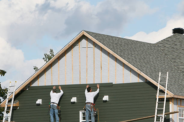 Professional Emergency Siding Repair technician working in Amanda, OH